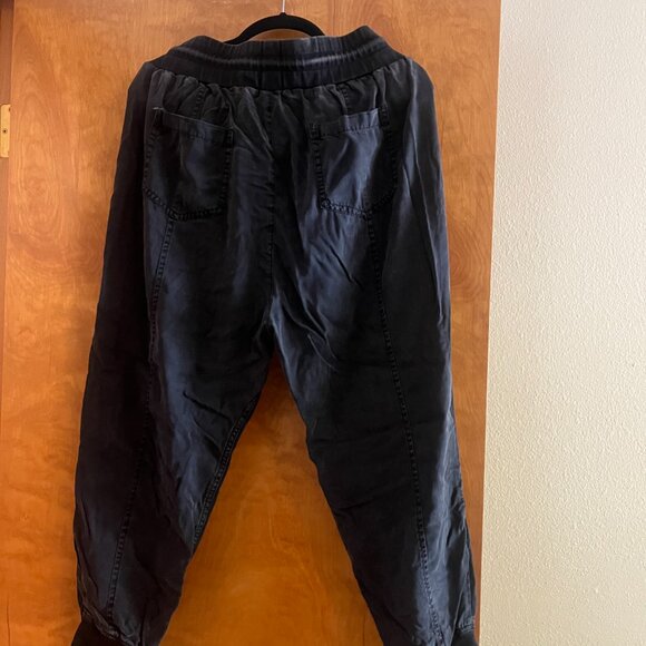 Quince Vintage Wash Tencel Utility Jogger XL - Picture 5 of 5